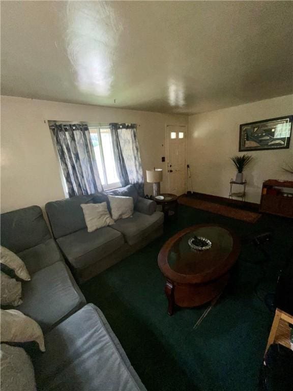 242 Chester Ave, Perry Hilltop, PA 15214 - view of living room