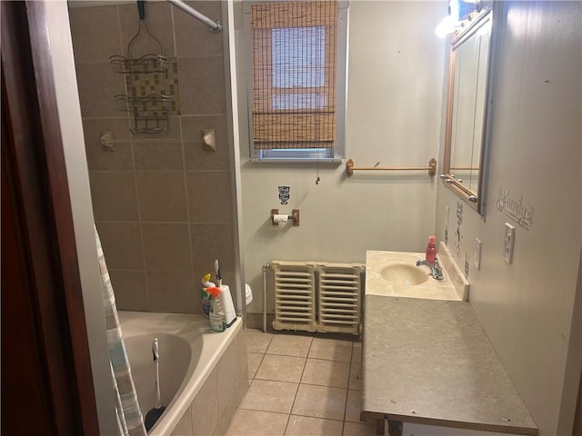 147 S 9th St, Connellsville, PA 15425 - full bath with tile patterned floors, vanity, and tiled shower / bath
