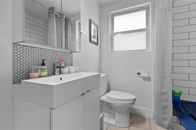 5508 Darlington Rd, Squirrel Hill, PA 15217 - bathroom with vanity and a shower with shower curtain