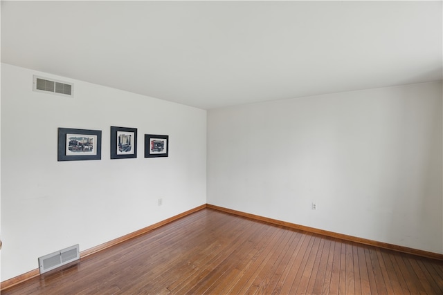 480 Herbst Manor Rd, Kennedy Twp, PA 15108 - spare room featuring hardwood / wood-style floors and baseboards