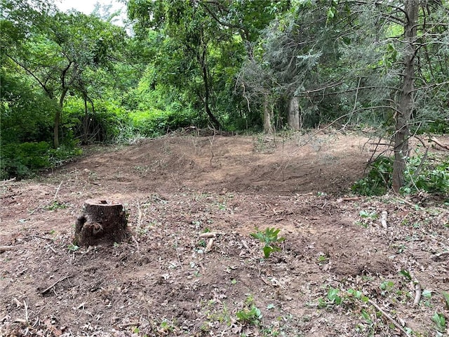 480 Herbst Manor Rd, Kennedy Twp, PA 15108 - view of wooded area