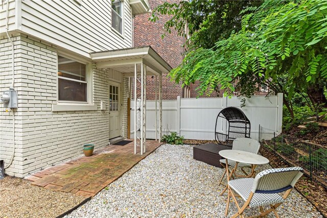 5719 Hobart St, Squirrel Hill, PA 15217 - fenced backyard with a patio