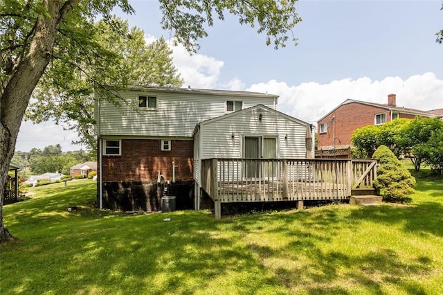 2519 Sylvania Dr, Bethel Park, PA 15102 - rear view of property featuring a wooden deck, a yard, and brick siding