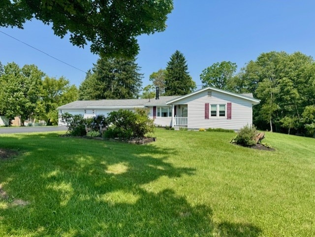 982 Smith Rd, Wilmington Twp, PA 16105 - photo 1