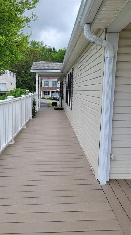287 School Ave, Conemaugh Twp Som, PA 15937 - view of deck
