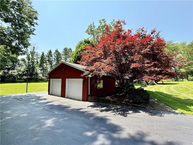 155 Anoka, Neshannock Twp, PA 16105 - view of detached garage