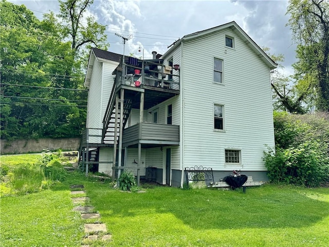 1879 Romine Ave, Port Vue, PA 15133 - back of house with a lawn and a balcony