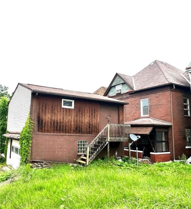114 Hampton St, Wall Boro, PA 15148 - photo 27