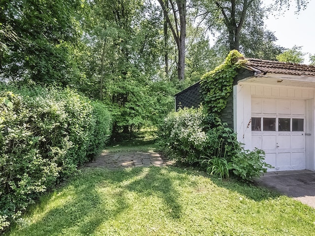 6656 Wilkins Ave, Squirrel Hill, PA 15217 - view of green lawn featuring a garage
