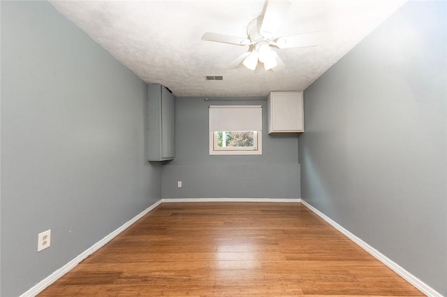 453 Falls Ave, Neshannock Twp, PA 16105 - unfurnished room with a ceiling fan and light wood finished floors