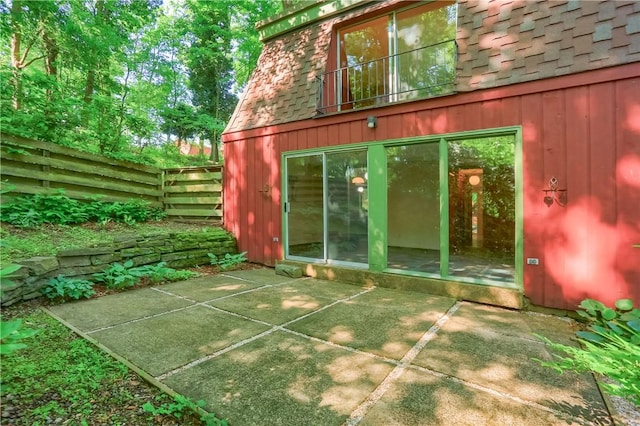 113 S Heide Ln, Peters Twp, PA 15317 - rear view of house with roof with shingles and a patio