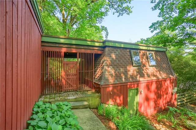 113 S Heide Ln, Peters Twp, PA 15317 - view of home's exterior