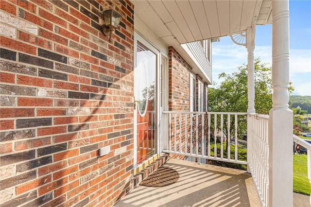 112 Penn Crest Dr, White Oak, PA 15131 - photo 2