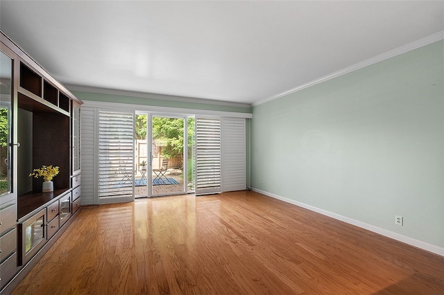 158 Jamestown Ct, Pittsburgh, PA 15216 - spare room with crown molding and wood finished floors