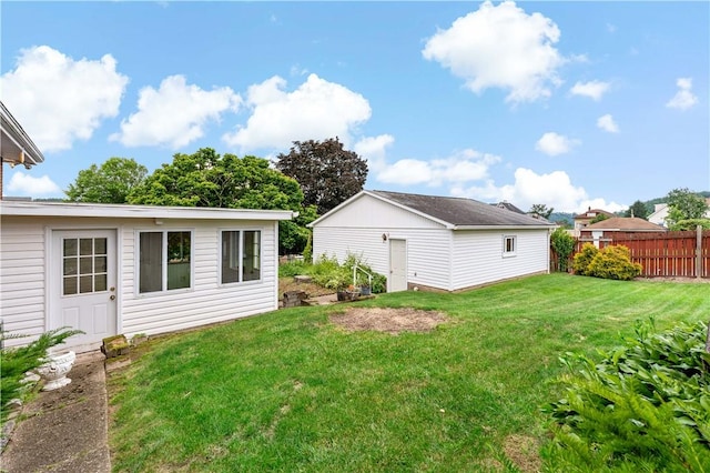 463 Thomas St, Monroeville, PA 15146 - view of yard with an outdoor structure