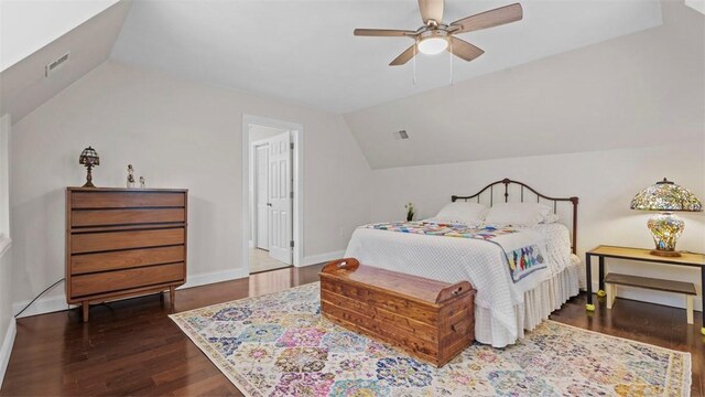 422 S Lang Ave, Point Breeze, PA 15208 - bedroom with vaulted ceiling, wood finished floors, and ceiling fan