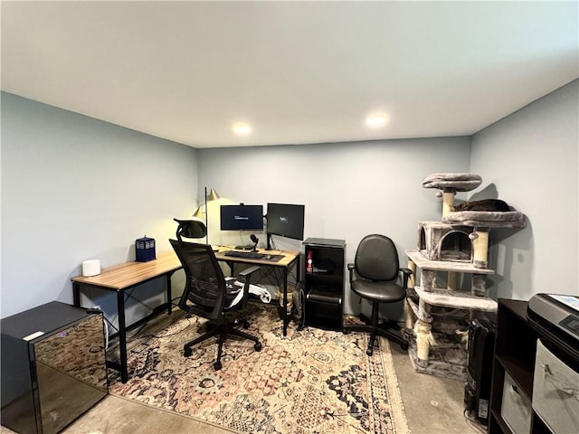 326 Aiken Rd, Shenango Twp Law, PA 16101 - office space with concrete flooring