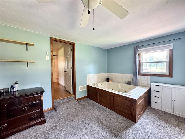 326 Aiken Rd, Shenango Twp Law, PA 16101 - full bath featuring carpet, a whirlpool tub, and a ceiling fan