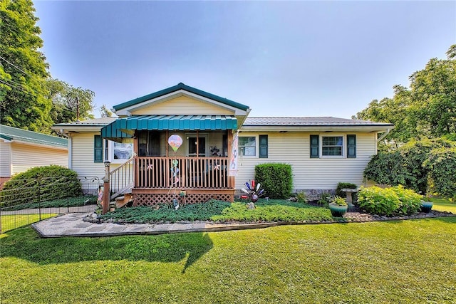 354 Moween Rd, Loyalhanna, PA 15681 - view of front facade with a front lawn