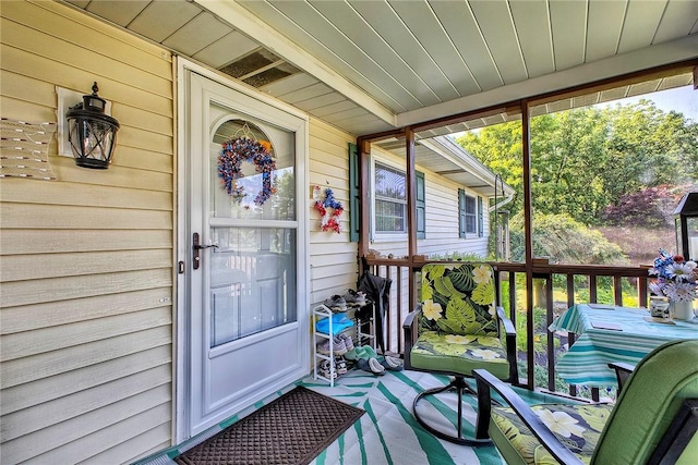 354 Moween Rd, Loyalhanna, PA 15681 - property entrance