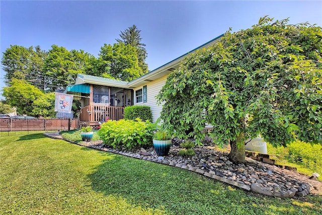 354 Moween Rd, Loyalhanna, PA 15681 - view of yard