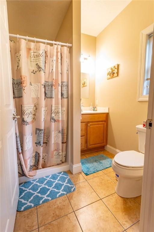 1010 Country Club Rd, Penn Twp Wml, PA 15644 - bathroom featuring vanity, a shower with curtain, and tile patterned floors