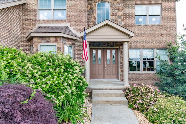 1010 Country Club Rd, Penn Twp Wml, PA 15644 - view of exterior entry featuring stone siding