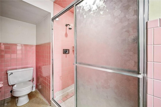 301 Hopper Rd, Delaware Twp, PA 16154 - full bath featuring a shower stall and tile walls