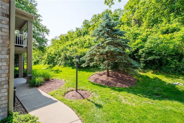 9404 Sundance Dr, South Fayette, PA 15017 - view of green lawn