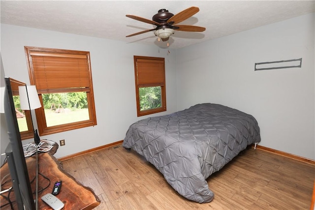158 Snowdrift Rd, Nottingham, PA 15330 - bedroom with light wood-style floors and a ceiling fan