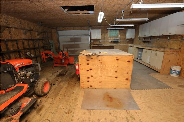 158 Snowdrift Rd, Nottingham, PA 15330 - view of garage