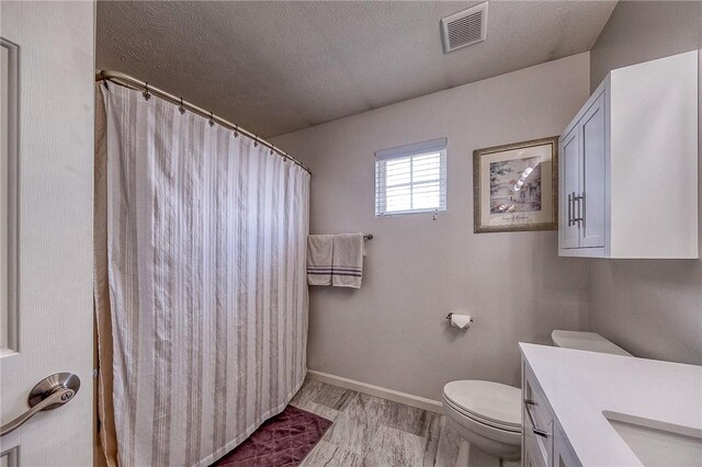 400 Chapel, Cranberry Twp, PA 16066 - full bathroom with vanity, a shower with shower curtain, and a textured ceiling