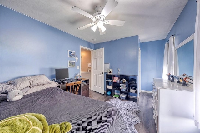 400 Chapel, Cranberry Twp, PA 16066 - bedroom with dark wood-style floors and ceiling fan