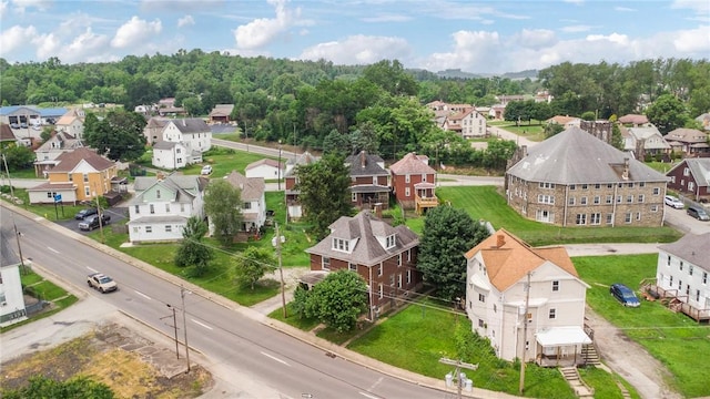 520 Morrell Ave, Connellsville, PA 15425 - aerial perspective of suburban area