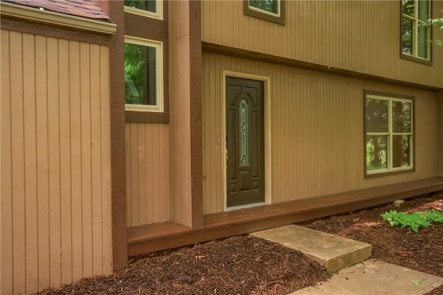 1259 Lakevue Dr, Penn Twp, PA 16001 - view of exterior entry