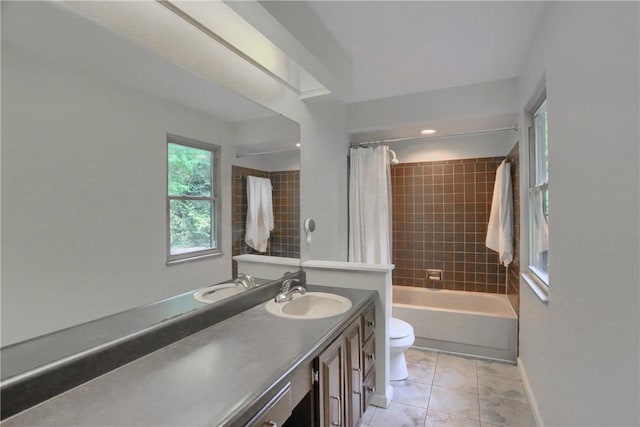 1259 Lakevue Dr, Penn Twp, PA 16001 - bathroom featuring vanity and shower / bath combo with shower curtain