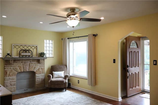 1006 Grandview Ave, Ross Twp, PA 15237 - sitting room with wood finished floors, arched walkways, ceiling fan, and recessed lighting