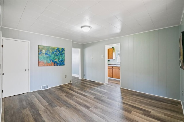 1723 Kimball Ave, Arnold, PA 15068 - unfurnished room featuring wood finished floors and wooden walls