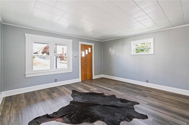 1723 Kimball Ave, Arnold, PA 15068 - entrance foyer with ornamental molding and wood finished floors