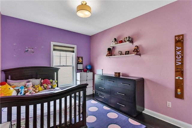 413 Cayuga Cir, Marshall, PA 16046 - bedroom featuring dark wood-type flooring and baseboards