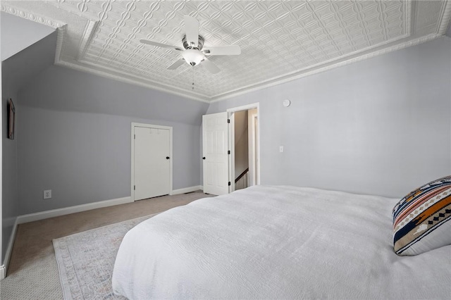 215 Emerson St, Shadyside, PA 15206 - carpeted bedroom featuring an ornate ceiling and a ceiling fan