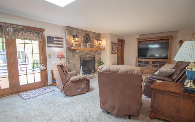 32 Dunham Dr, Hempfield Twp Wml, PA 15601 - living room featuring carpet flooring and a fireplace