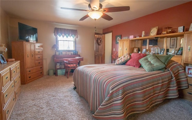 32 Dunham Dr, Hempfield Twp Wml, PA 15601 - bedroom featuring light carpet and a ceiling fan