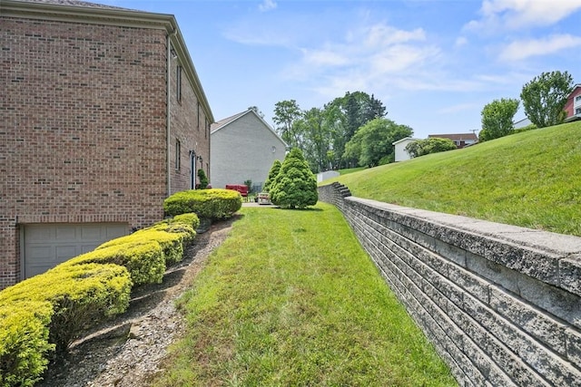 110 Northgate, West Mifflin, PA 15122 - view of grassy yard featuring a garage