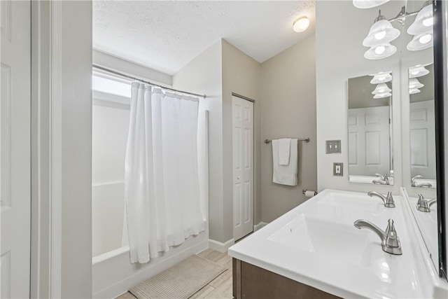 165 Sunrise Dr, Allegheny Twp Wml, PA 15656