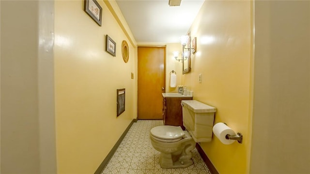 11297 Highpoint Dr, Penn Hills, PA 15235 - corridor featuring baseboards and light flooring