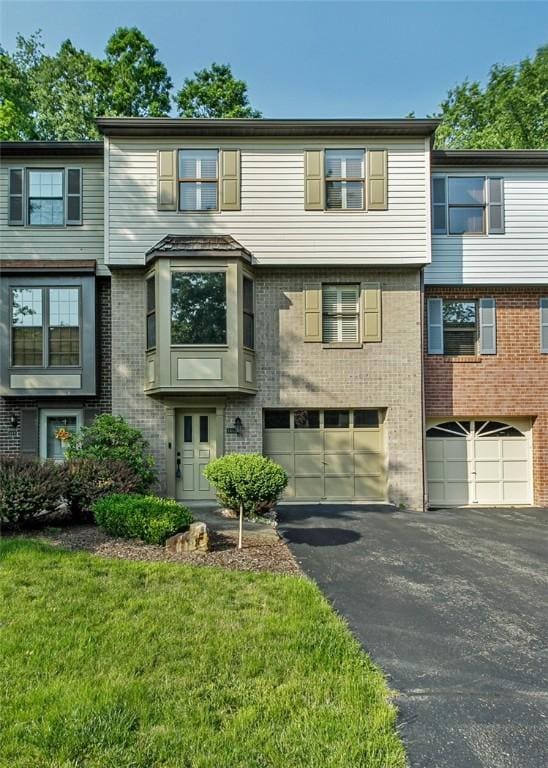 146 Glenwood Dr, Monroeville, PA 15146 - photo 1