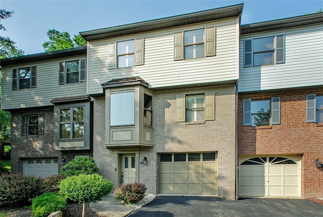 146 Glenwood Dr, Monroeville, PA 15146 - photo 3