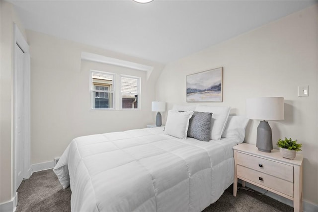 1313 Ingham St, Marshall Shadeland, PA 15212 - carpeted bedroom featuring baseboards