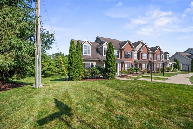 101 Creekside Dr, Buffalo Twp, PA 16055 - view of front facade with a front yard and a residential view